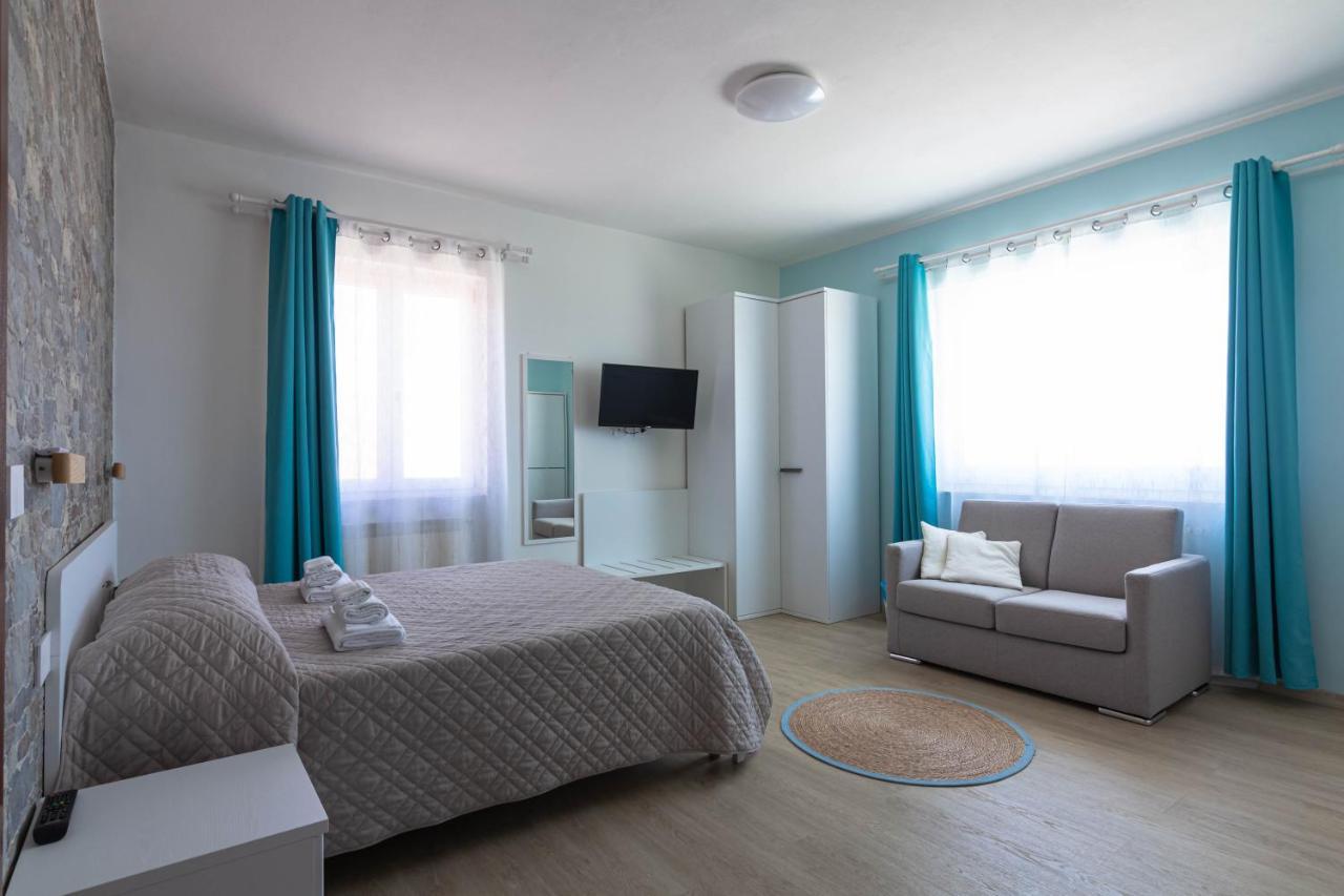 Roccabianca Rooms & Studios Stintino Dış mekan fotoğraf