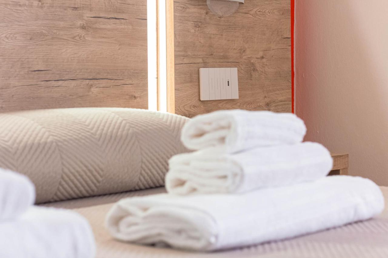 Roccabianca Rooms & Studios Stintino Dış mekan fotoğraf