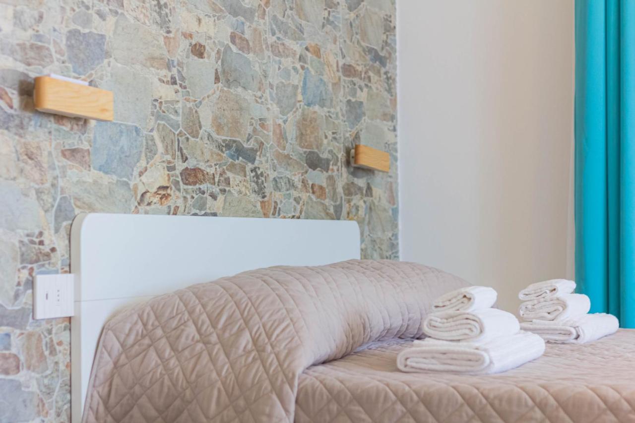 Roccabianca Rooms & Studios Stintino Dış mekan fotoğraf